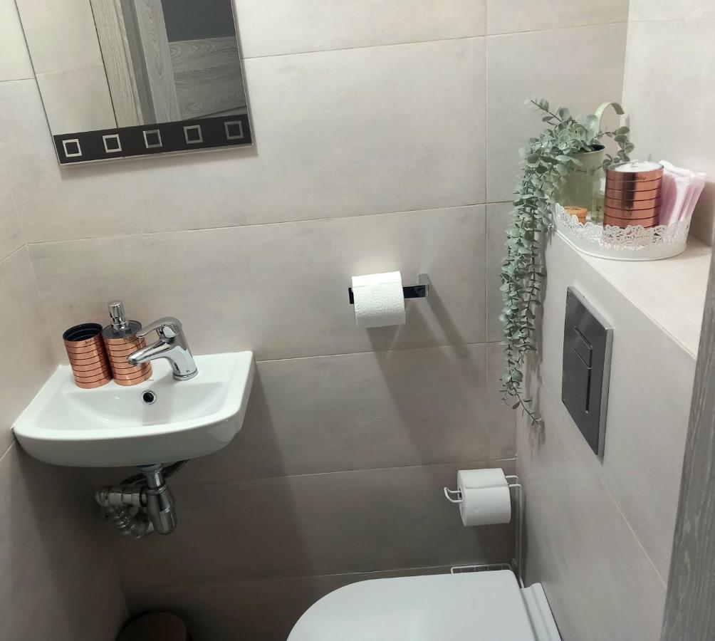 Hola Apartamenty Piotrkowska Łódź Kültér fotó