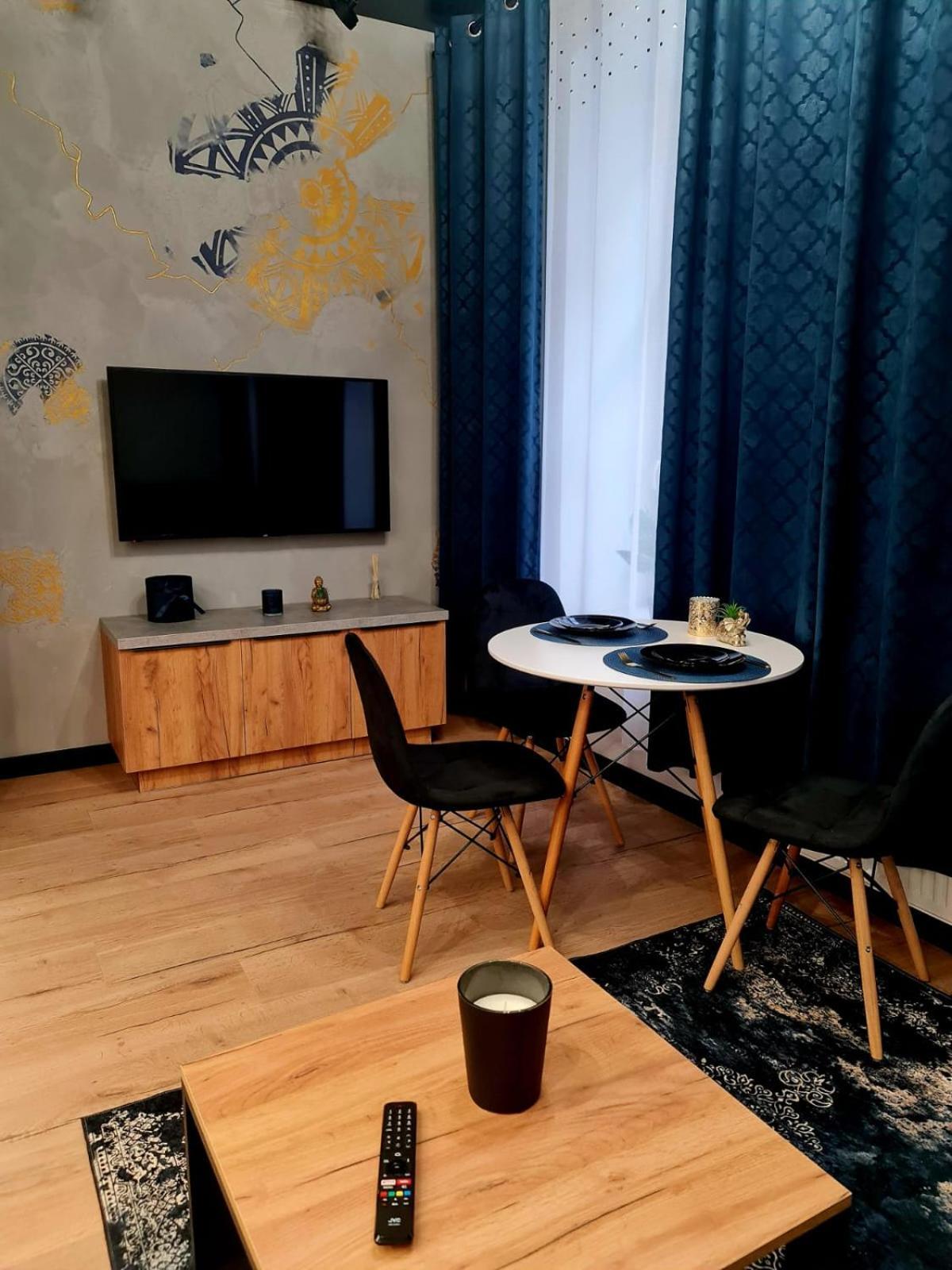 Hola Apartamenty Piotrkowska Łódź Kültér fotó